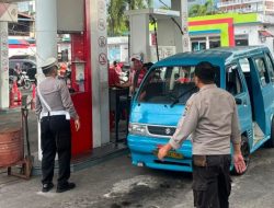 Polsek Malalayang Lakukan Pengawasan Langsung di SPBU, Pastikan Distribusi Solar Bersubsidi Berjalan Tertib