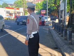 Kapolsek Malalayang Lakukan Penertibkan Mikrolet di Simpang Terminal Malalayang