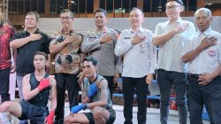 Kapolresta Manado , Buka Kejuaraan Boxing In The Light, Stop Peks-Peks