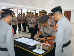 Kapolda Sulut Pimpin Sertijab PJU dan Kapolres Jajaran, Tekankan Profesionalisme dan Penguatan Soliditas
