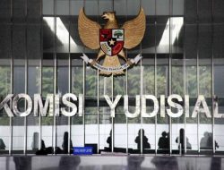 Setelah MA dan Gugatan Perdata, Kini Warga Laporkan Hakim ke Komisi Yudisial