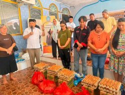 Reses di Lokasi Korban Kebakaran Pakowa, Amir Liputo Salurkan Bantuan Kemanusiaan