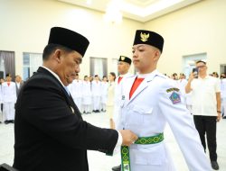 Gubernur Yulius Kukuhkan Paskibraka 2026, Kibarkan Sang Saka dengan Gagah