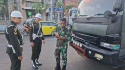 Polisi Militer Kodam (Pomdam) XIII/Merdeka menggelar Operasi Penegakan dan Penertiban (Gaktib) melalui pemeriksaan kendaraan prajurit TNI di wilayah Kodam XIII/Merdeka, Senin (11/8/2026).
