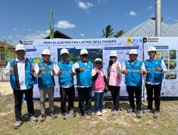 Menjelang HUT RI ke-81: Bentangkan Kabel Laut 1,95 KMS, PLN Nyalakan Listrik Perdana di Pulau Dudepo dan Tuntaskan 100 Persen Rasio Desa Berlistrik Provinsi Gorontalo