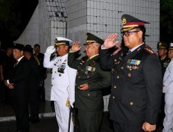 Kenang Jasa Pahlawan, Pangdam XIII/Mdk Hadiri Renungan Suci