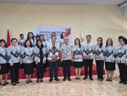 Bart Assa Perkuat Komitmen PGRI Kota Manado Lindungi dan Tingkatkan Profesionalisme Guru