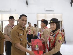 Walikota Apresiasi dan Beri Penghargaan Kontingen Pramuka Jambore Nasional di Jakarta Timur