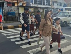 Cegah Kemacetan, Pos Cakalang Polsek Malalayang Atur Arus Lalu Lintas Pagi
