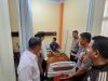 Besuk Personel di RS Bhayangkara, Kapolsek Singkil: Kami Datang Untuk Berikan Semangat dan Dukungan,