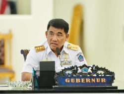 Gubernur Yulius Selvanus Instruksikan Penanganan Antrean BBM Secara Cepat dan Terpadu