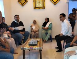Wakil Walikota Dampingi Ketua TIDAR Kunjungi Keluarga Korban Drag Race