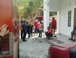 Polsek Tombulu Tangani Kebakaran Lahan Perkebunan di Sawangan, Luas Area Terbakar Capai 1 Hektare