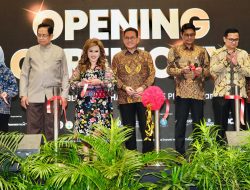 Didampingi Ketua Umum Levita Supit, Menteri Perdagangan Budi Santoso, Buka Gelaran Franchise Lisensi Expo Indonesia