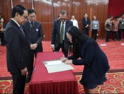 Flora Kalalo Dilantik Anggota Senat Unsrat, Membangun Perguruan Tinggi Berkualitas